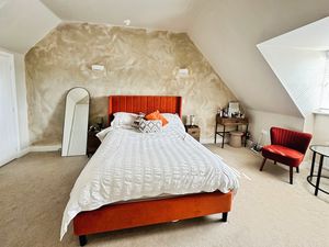 Photo 10- click for photo gallery